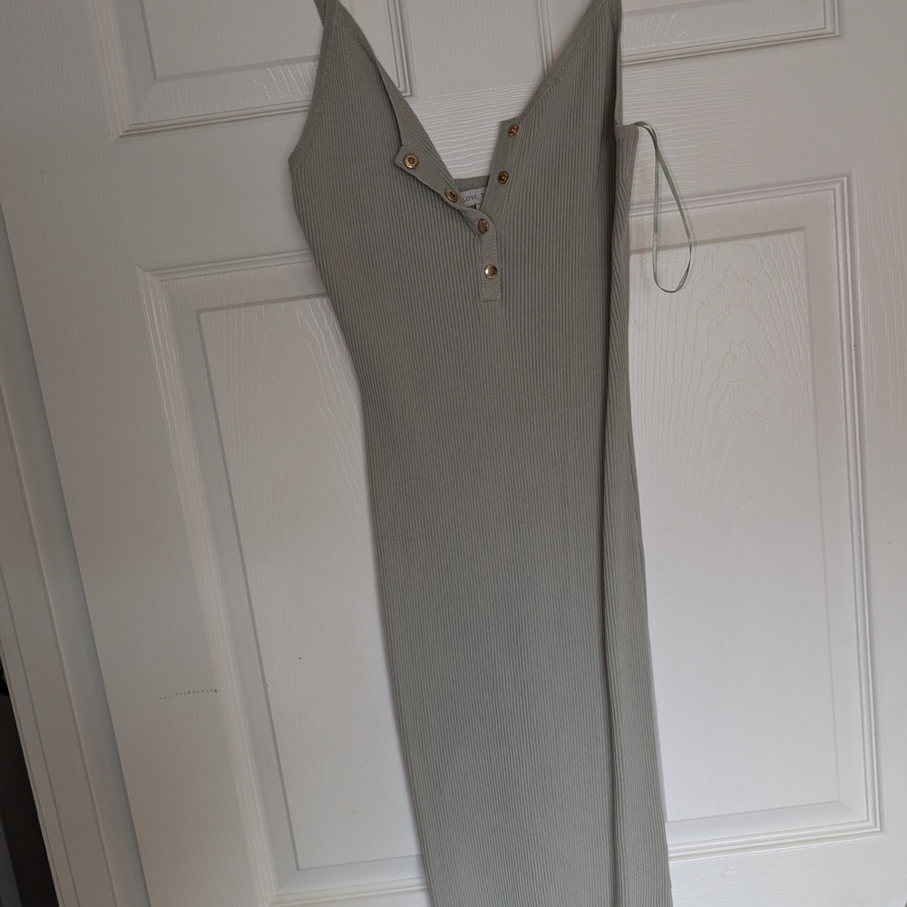 Elegant Green Sleeveless Dress